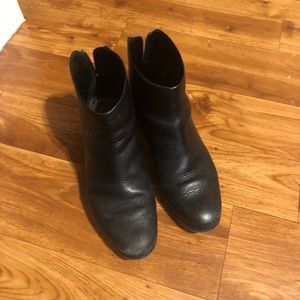 Rachel coney boots sz 6